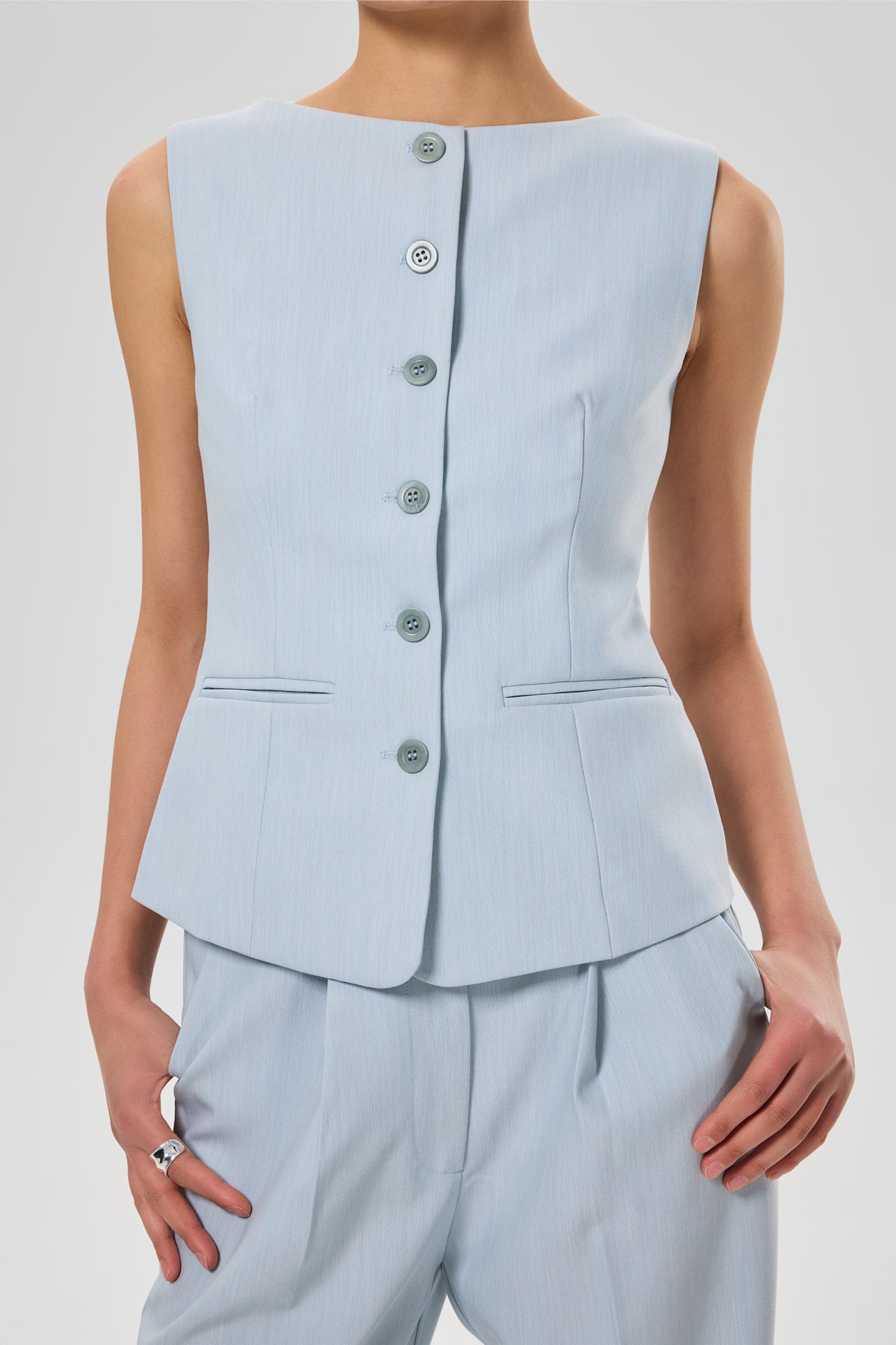 Carter Vest